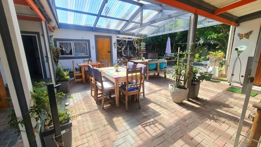 8 Bedroom Property for Sale in Knysna Central Western Cape